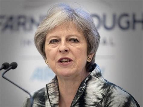 İ­n­g­i­l­t­e­r­e­ ­B­a­ş­b­a­k­a­n­ı­ ­M­a­y­­d­e­n­ ­­R­u­s­y­a­­ ­u­y­a­r­ı­s­ı­